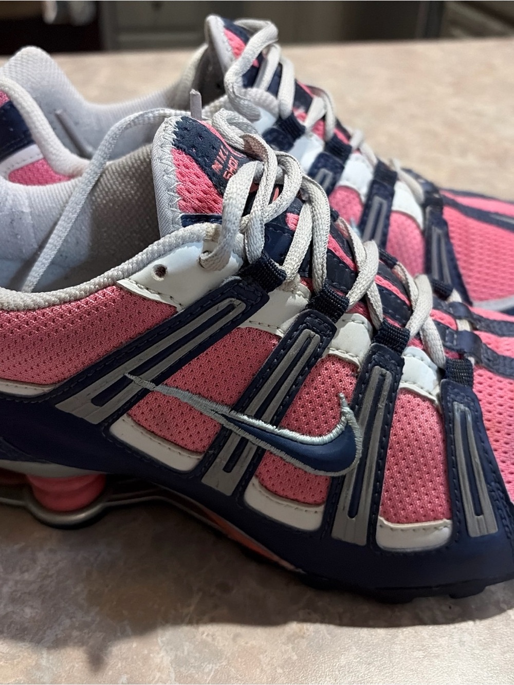 NIKE SHIX TURBO SHOES WOMENS SIZE 9